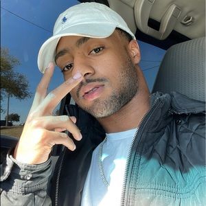 Meet your Posher, Keon